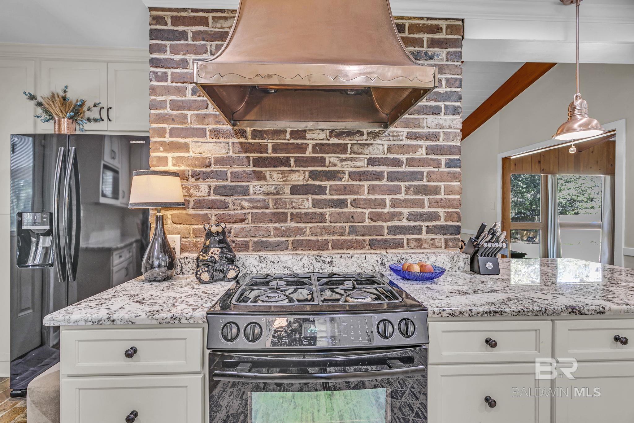 4508 Weatherford Avenue