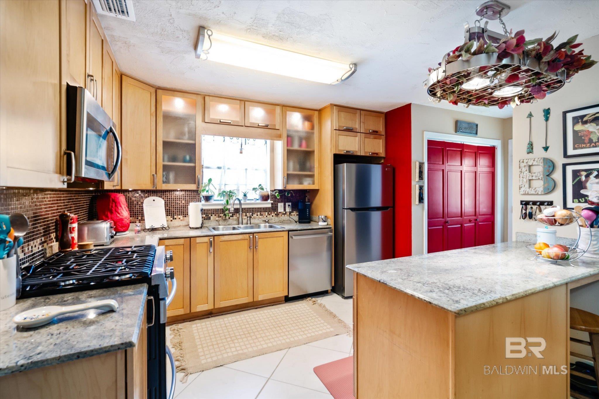 2863 Brookside Drive