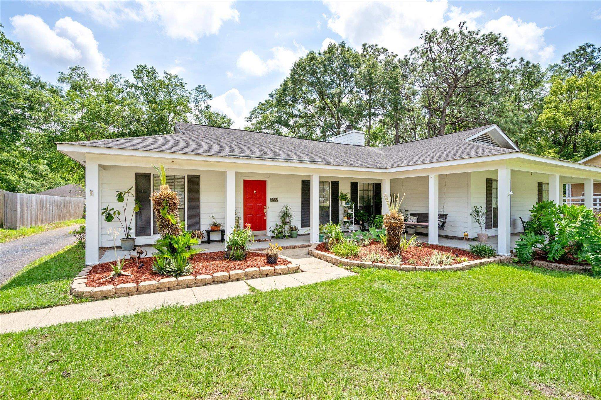 2863 Brookside Drive