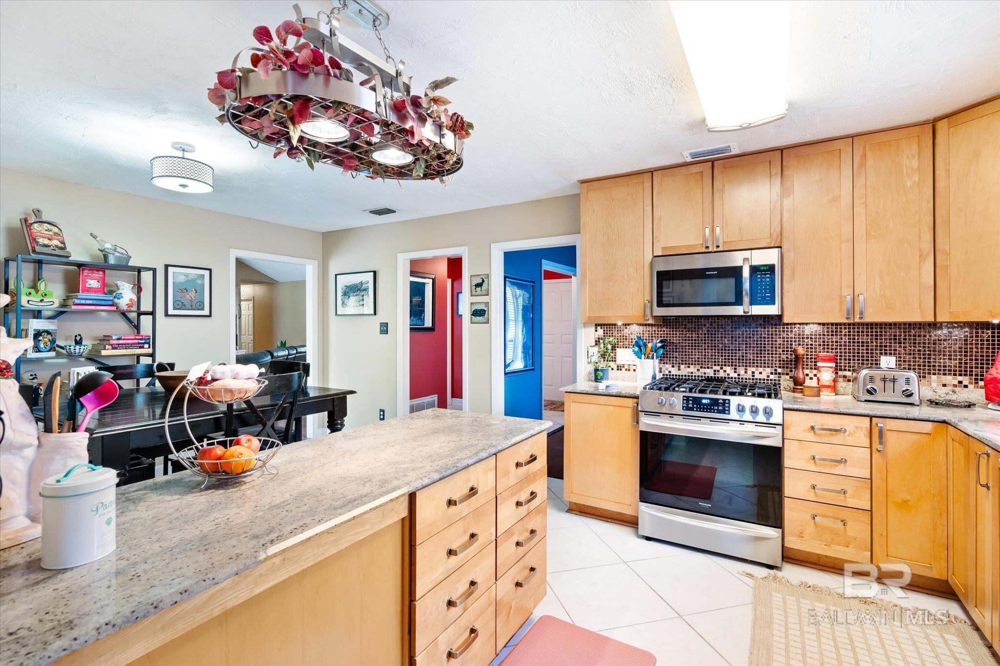 2863 Brookside Drive