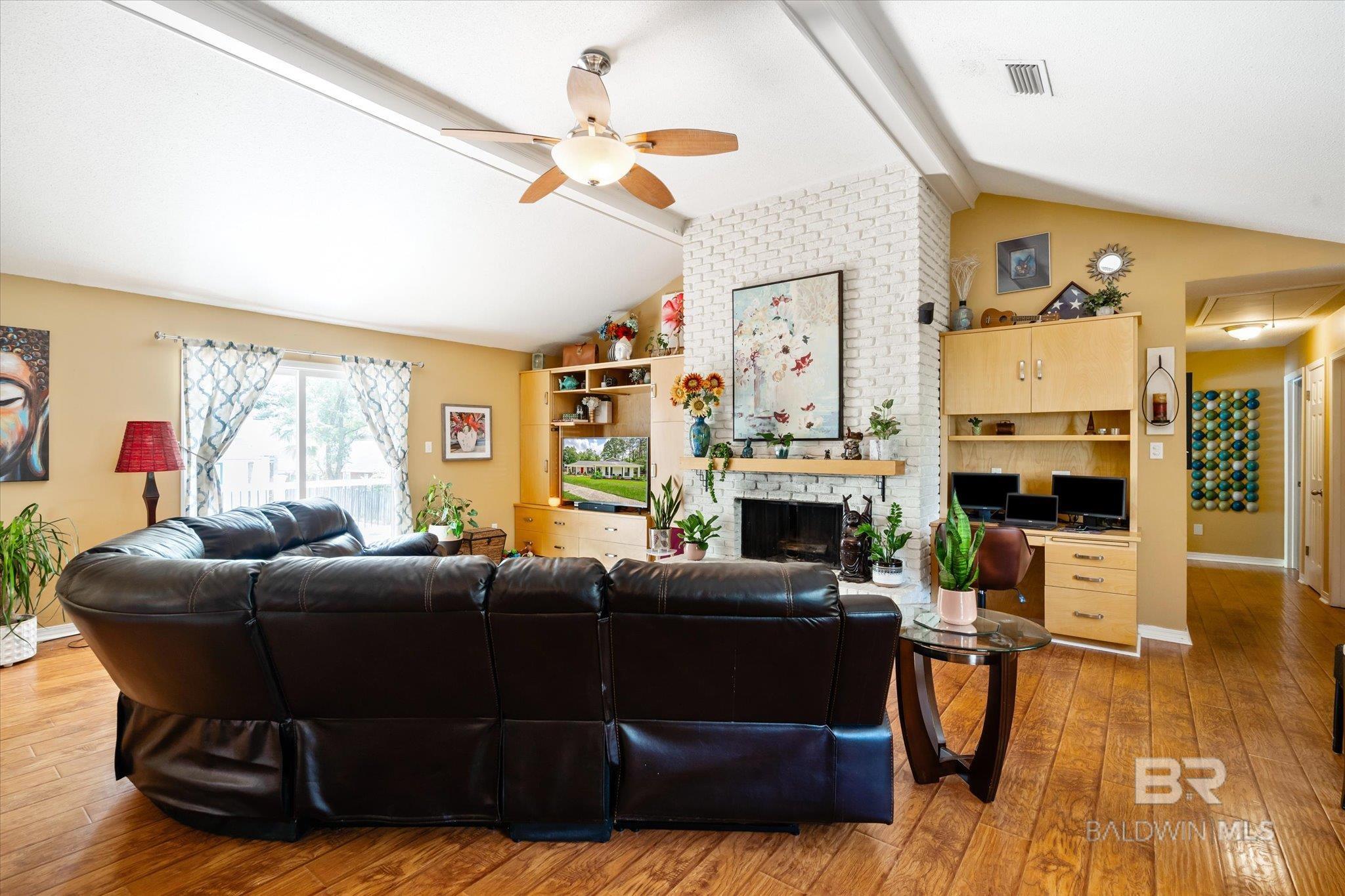 2863 Brookside Drive