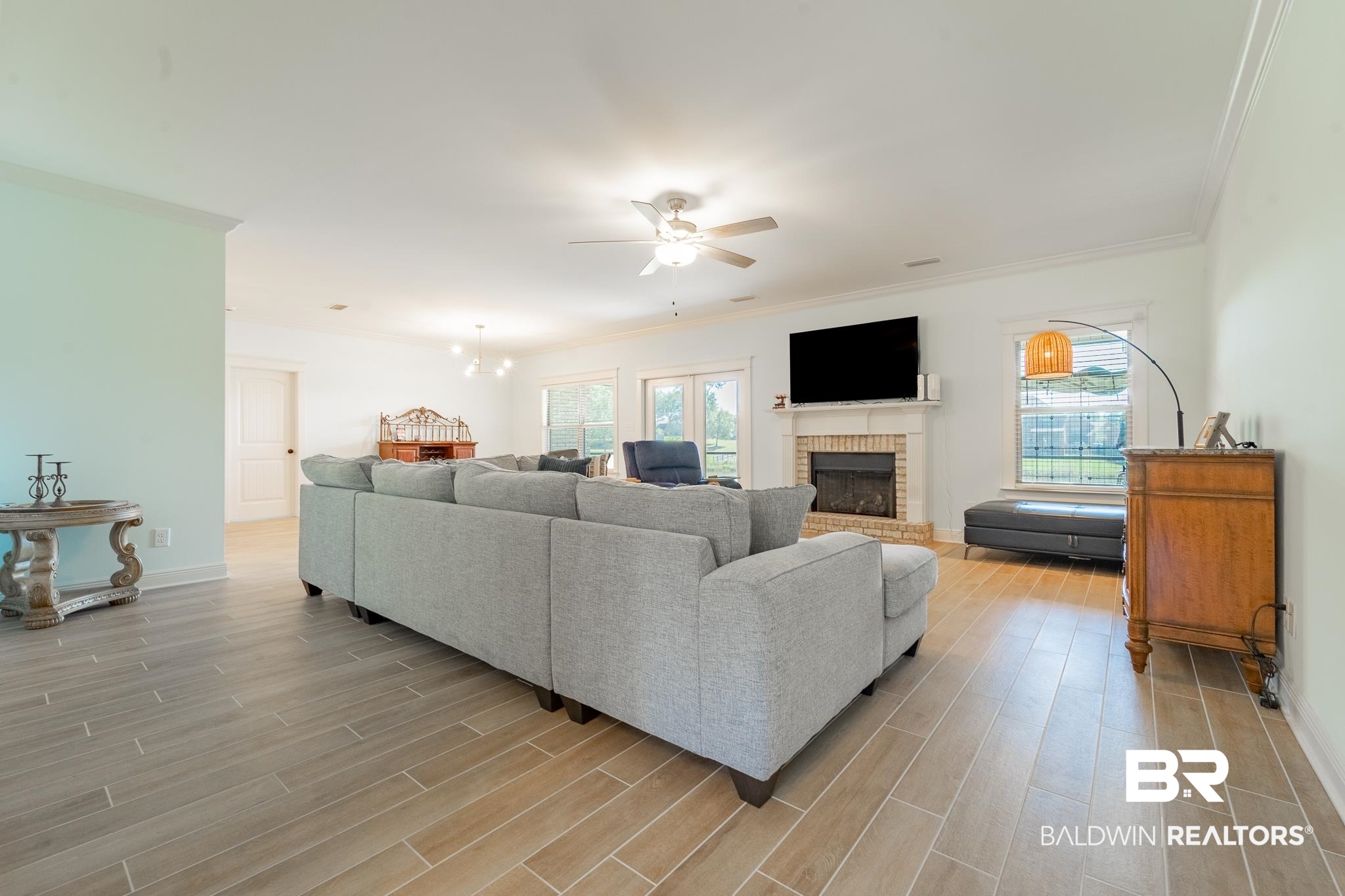 10975 Legacy Lane