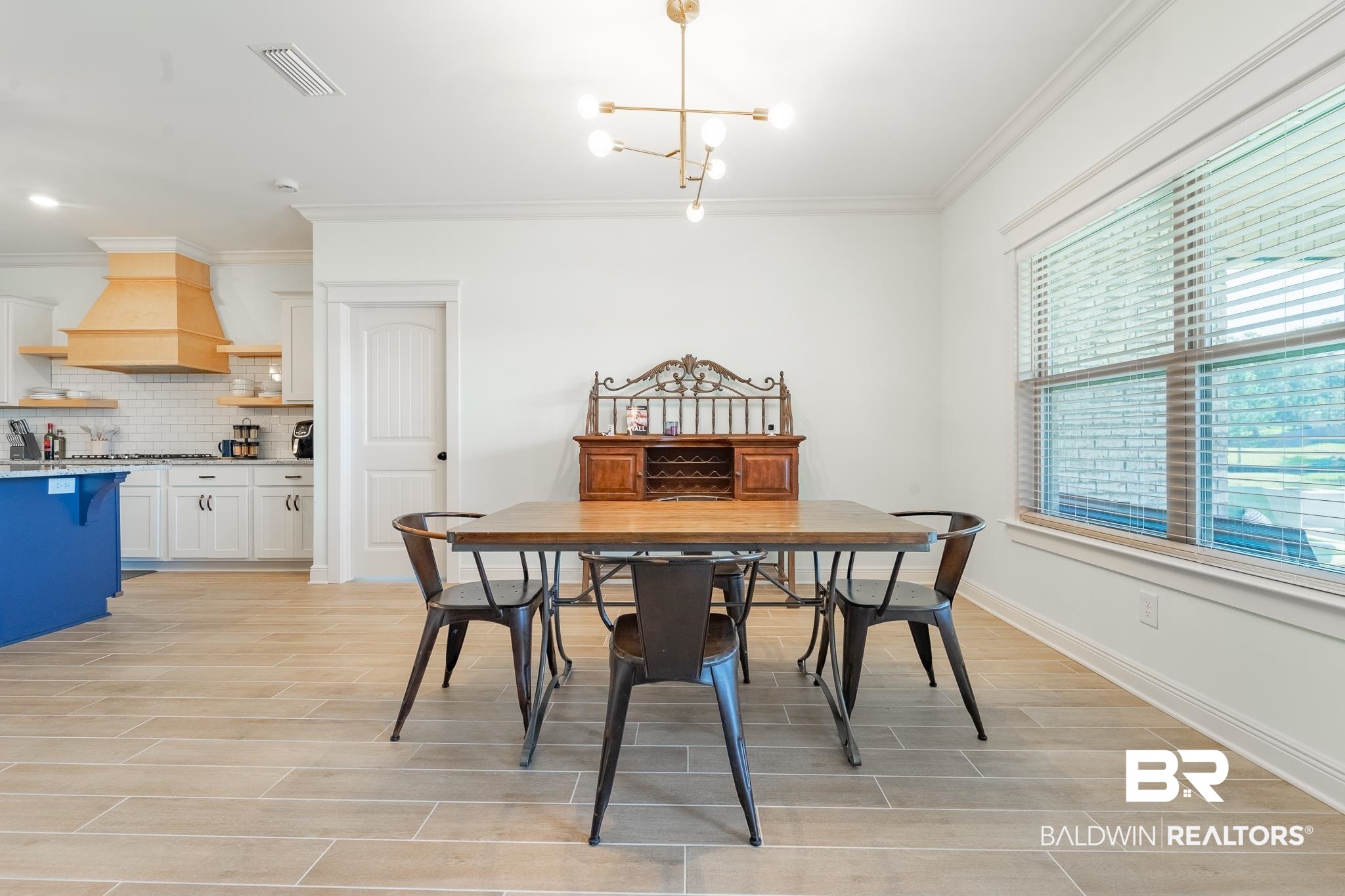 10975 Legacy Lane