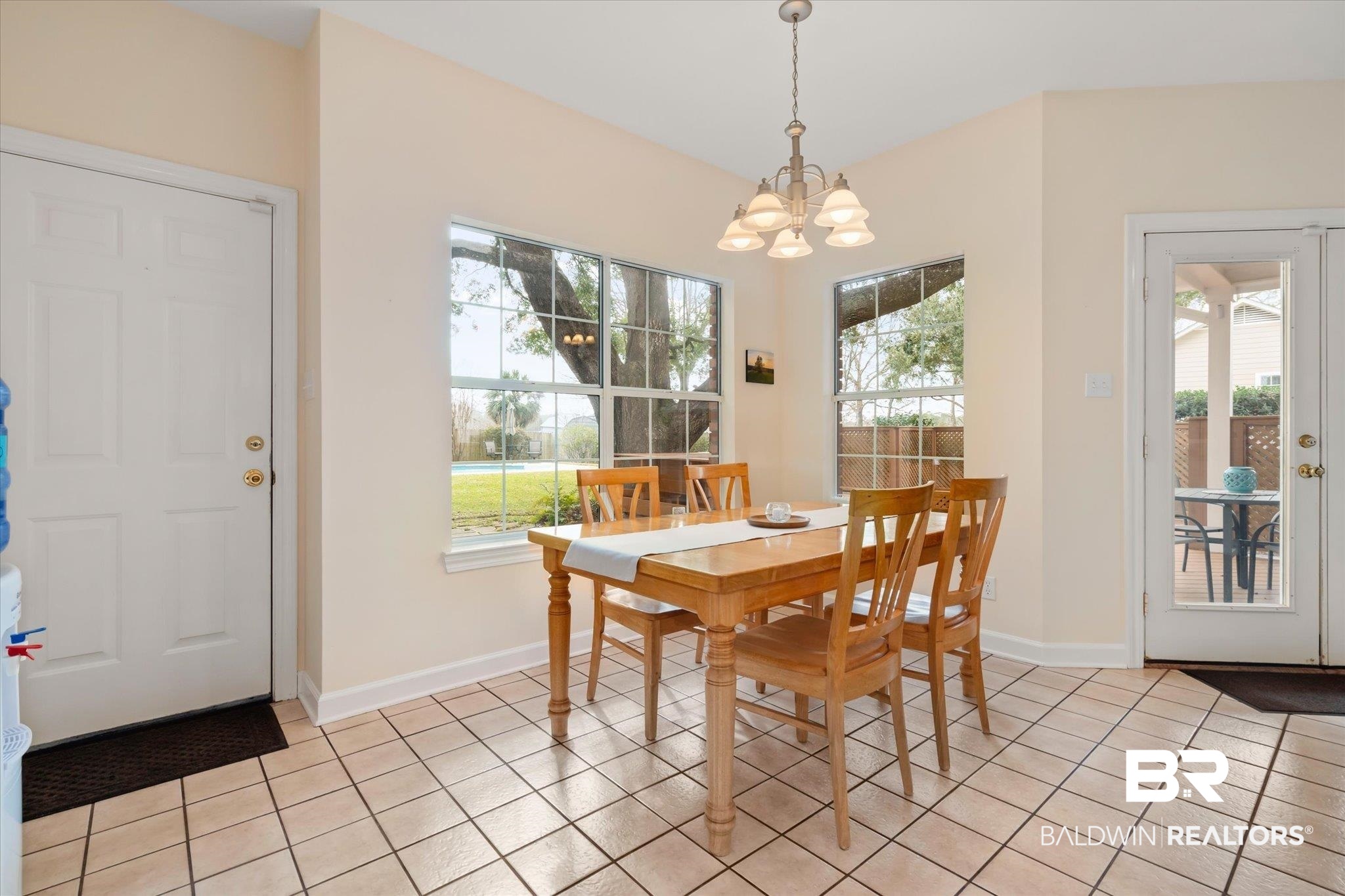 1550 Westchester Lane