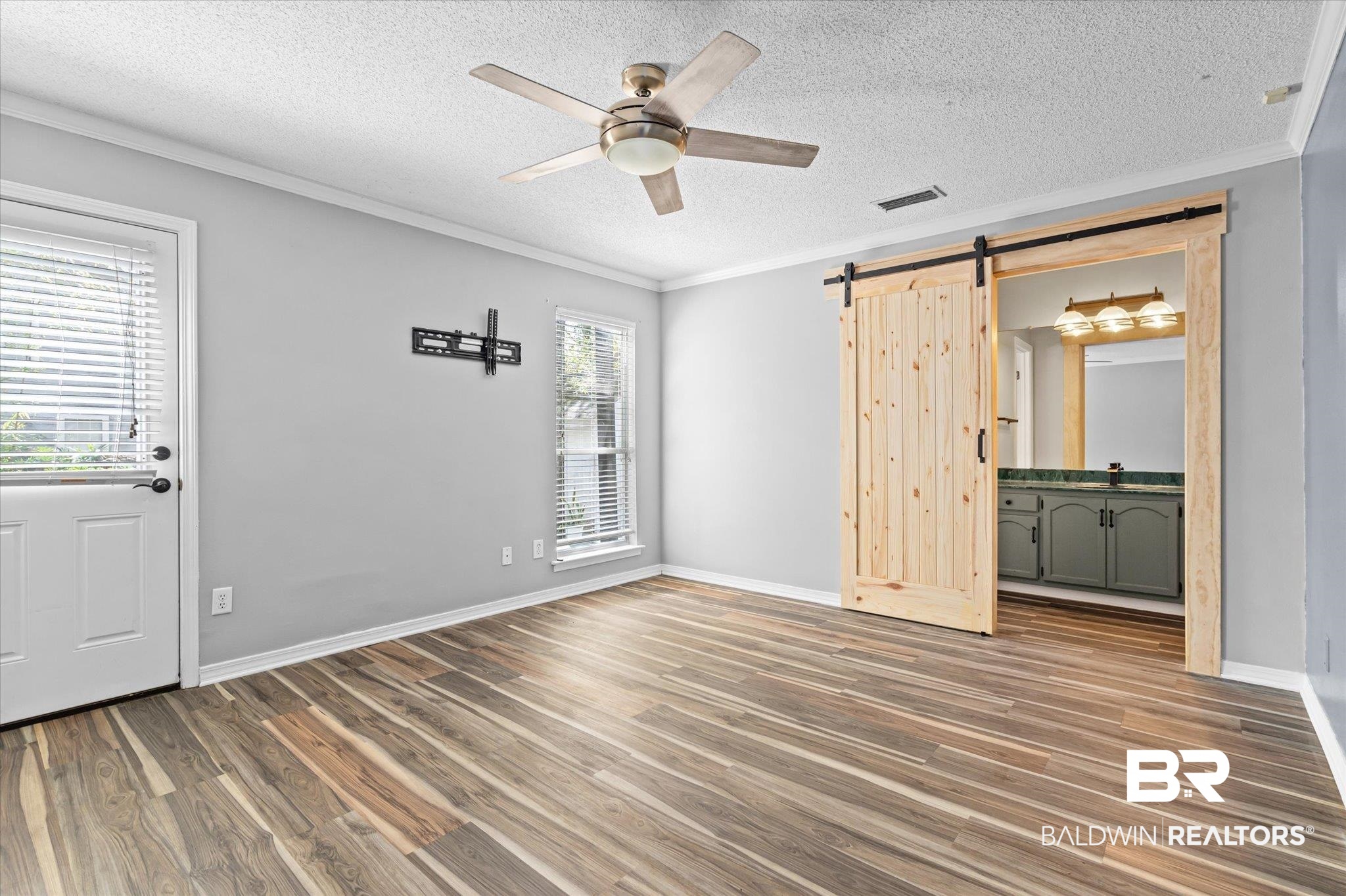 3116 W Autumn Ridge Drive