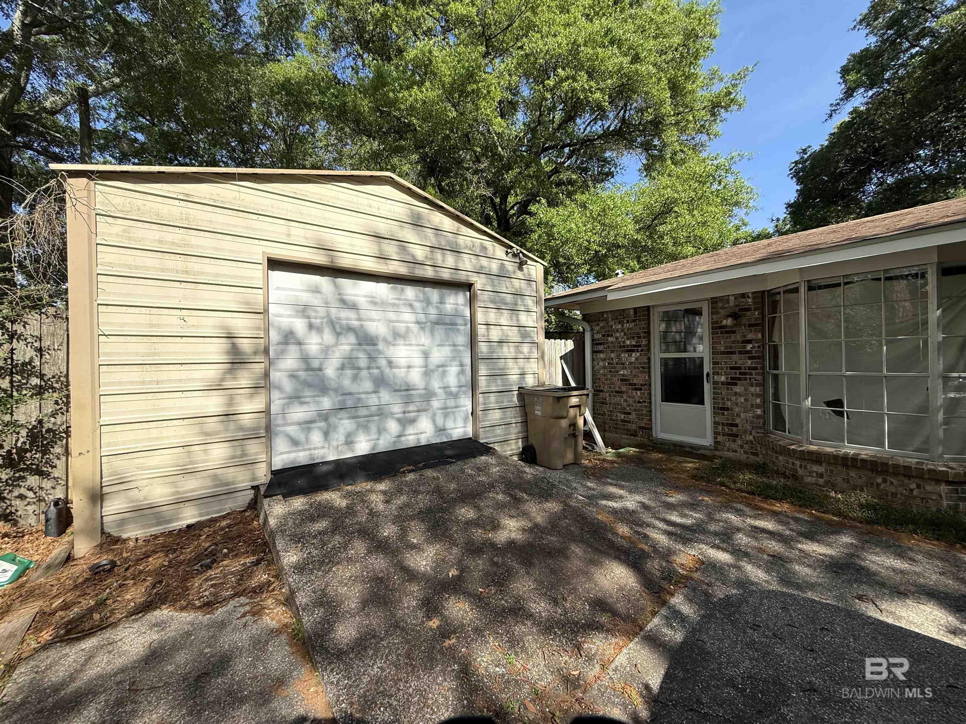 2030 W Adobe Ridge Road