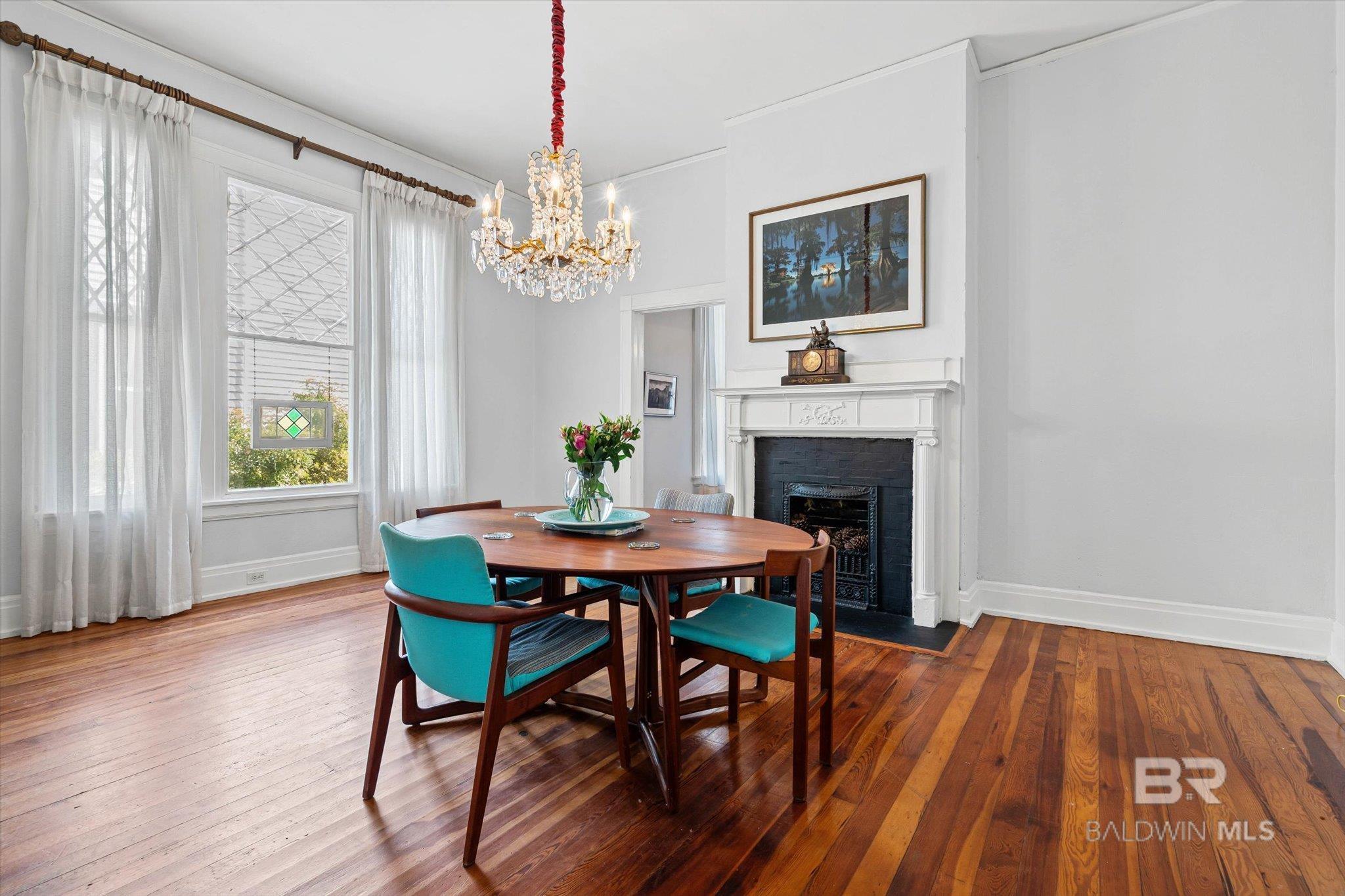 304 S Georgia Avenue