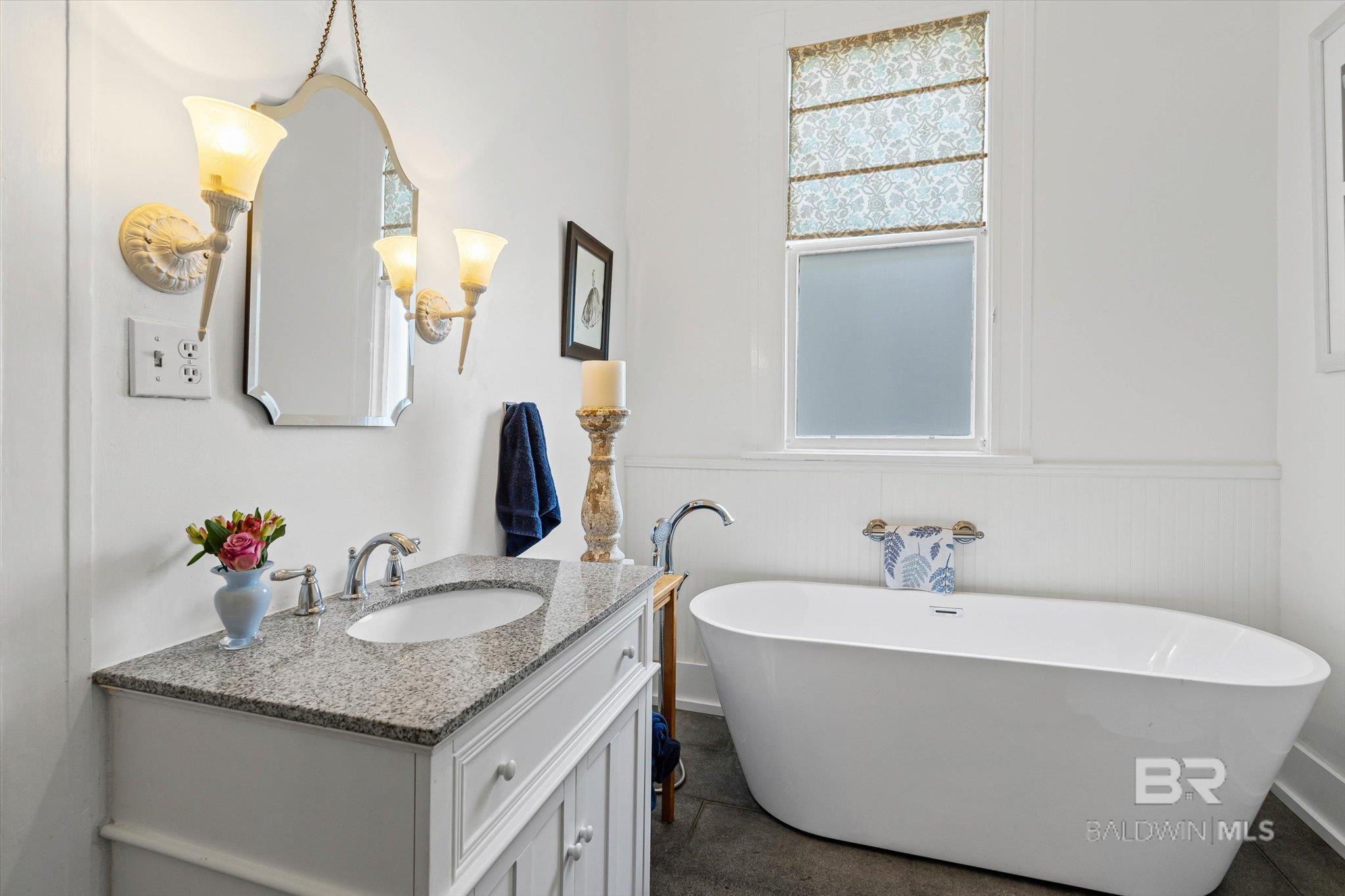 304 S Georgia Avenue