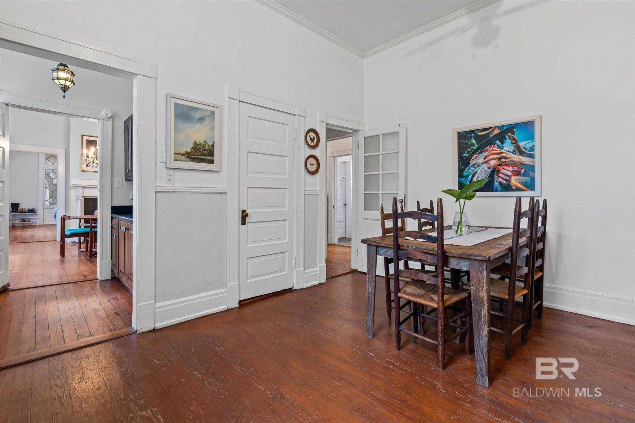 304 S Georgia Avenue