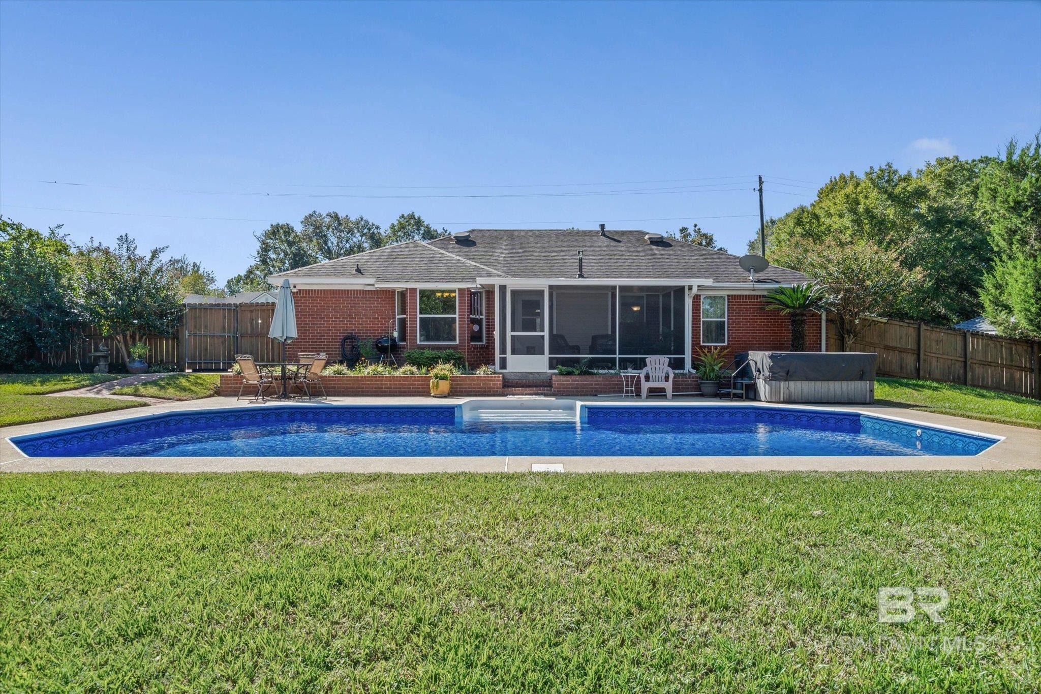 9540 Oak Forrest Drive