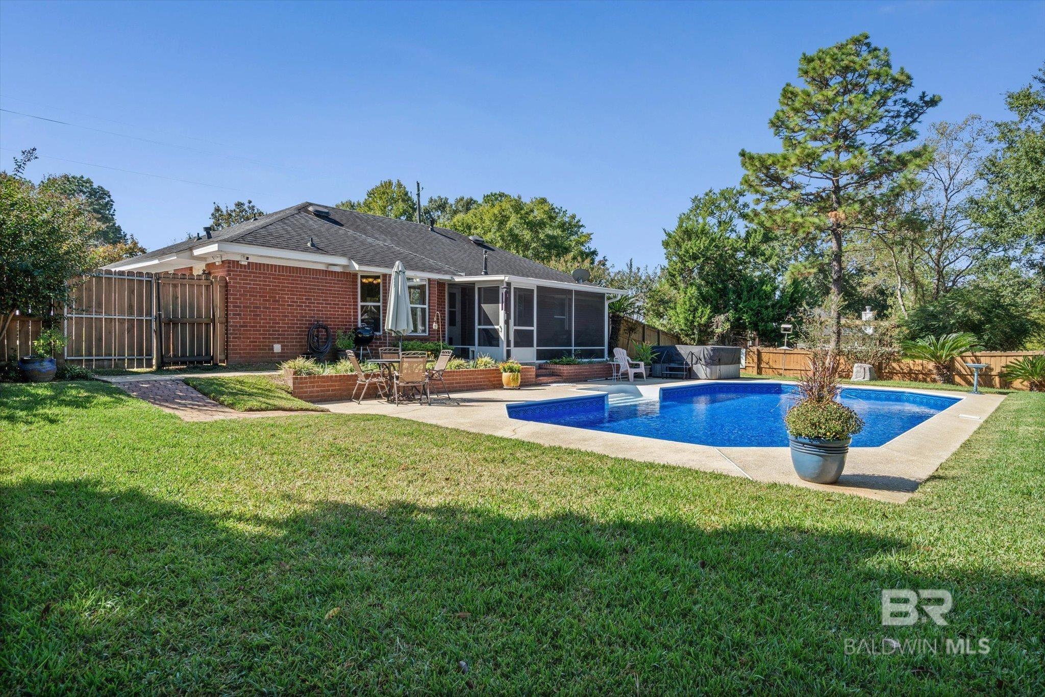 9540 Oak Forrest Drive
