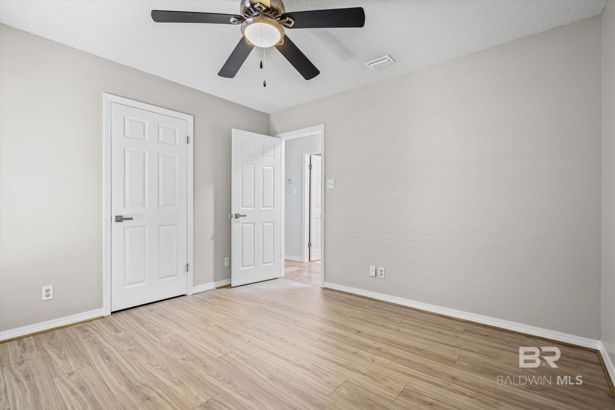 8090 Suzanne Way