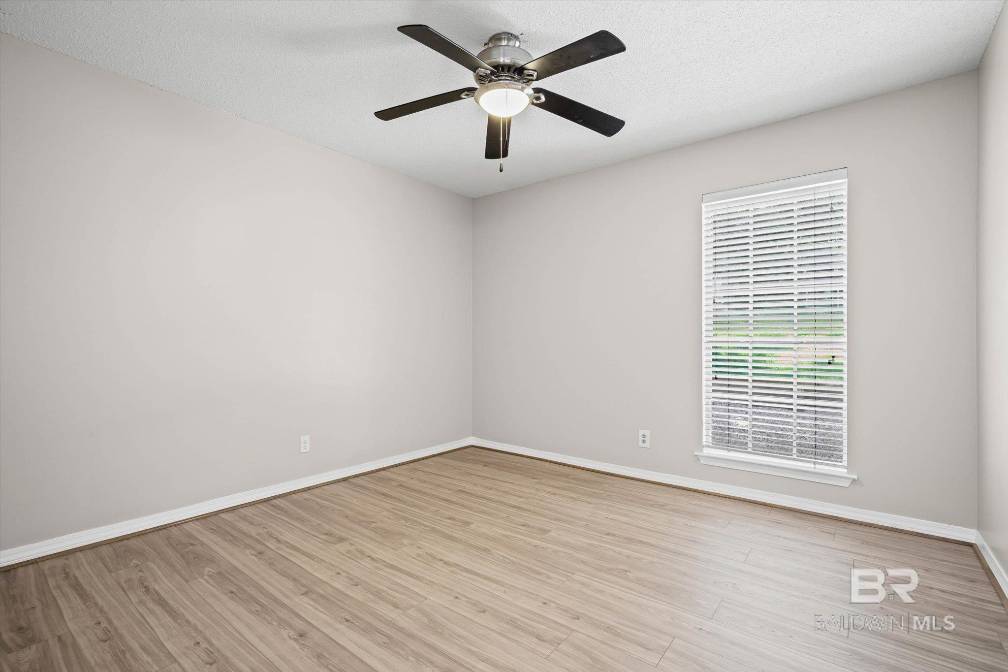 8090 Suzanne Way