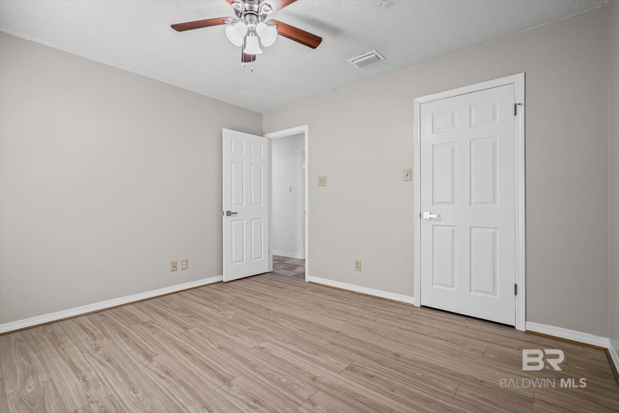 8090 Suzanne Way