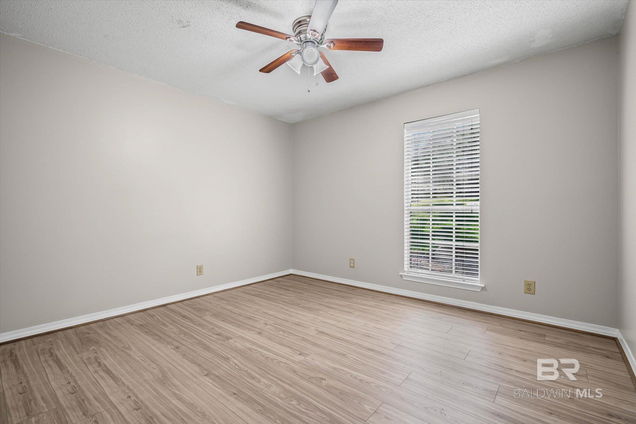 8090 Suzanne Way