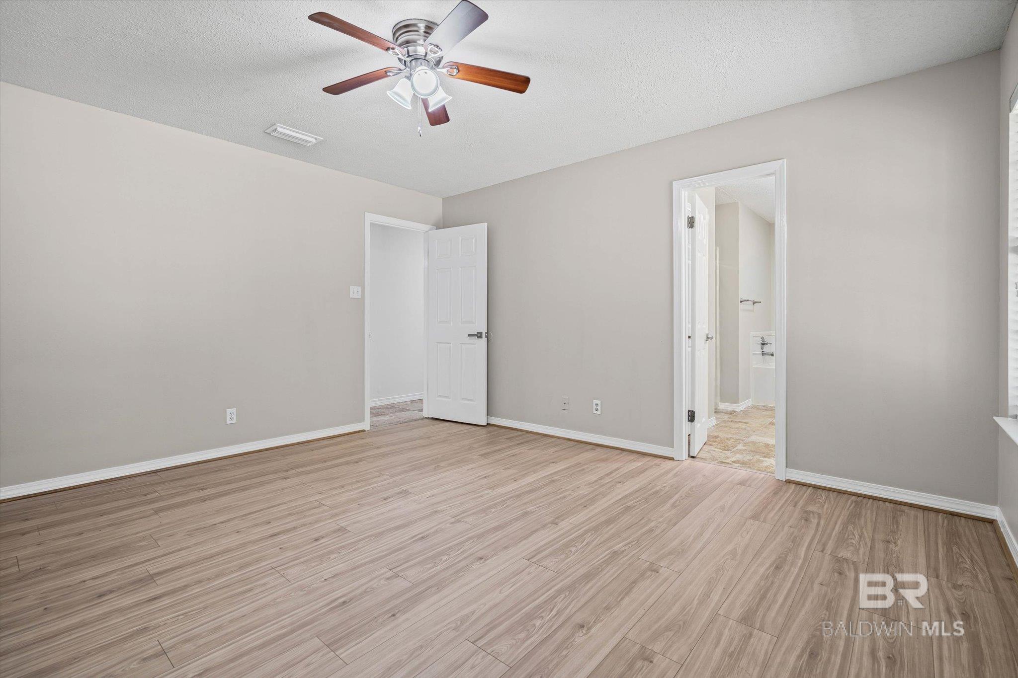 8090 Suzanne Way