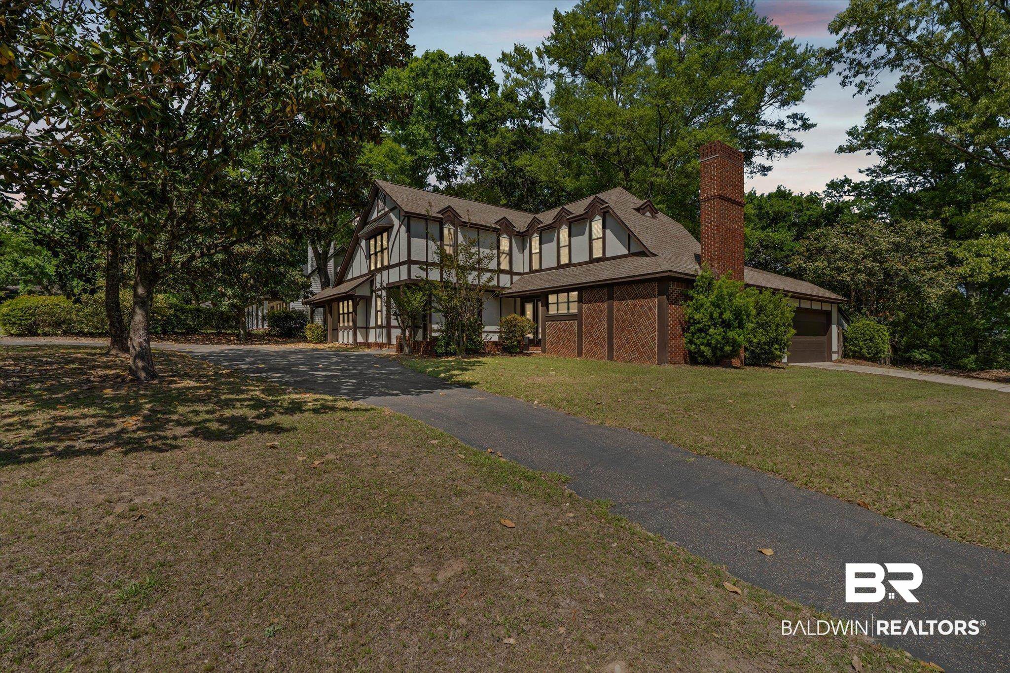 1361 Dellwyn Court
