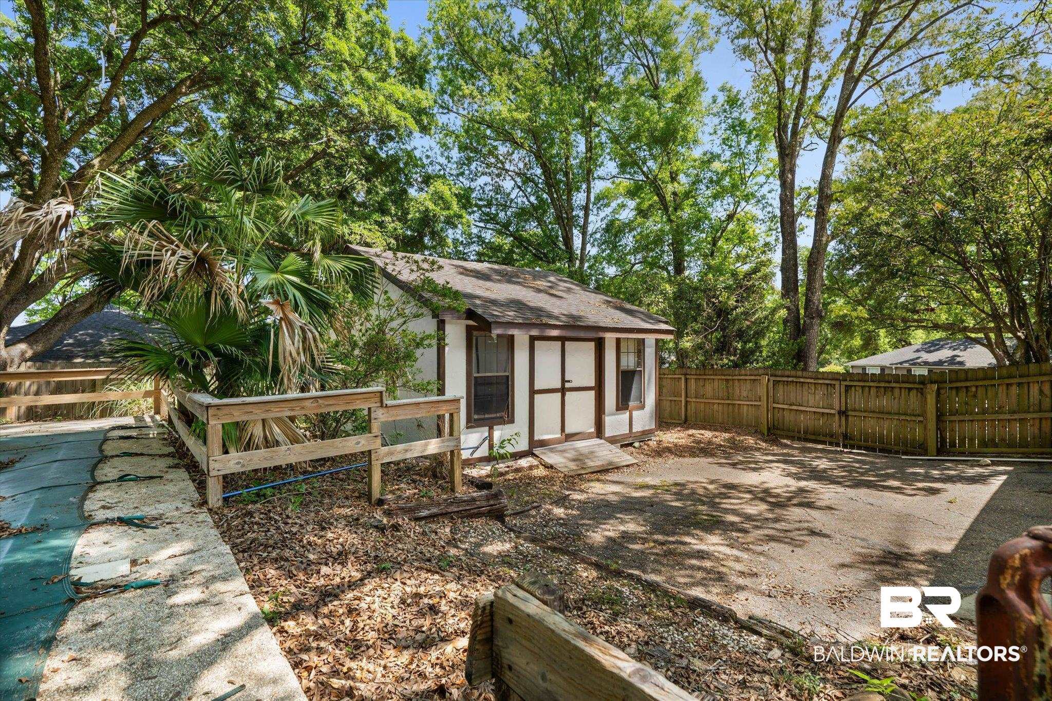 1361 Dellwyn Court