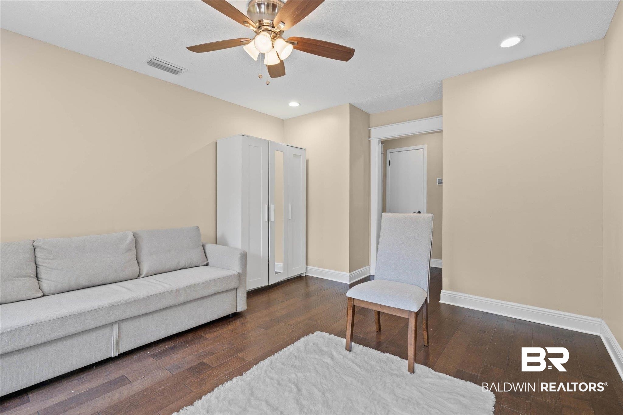 1361 Dellwyn Court