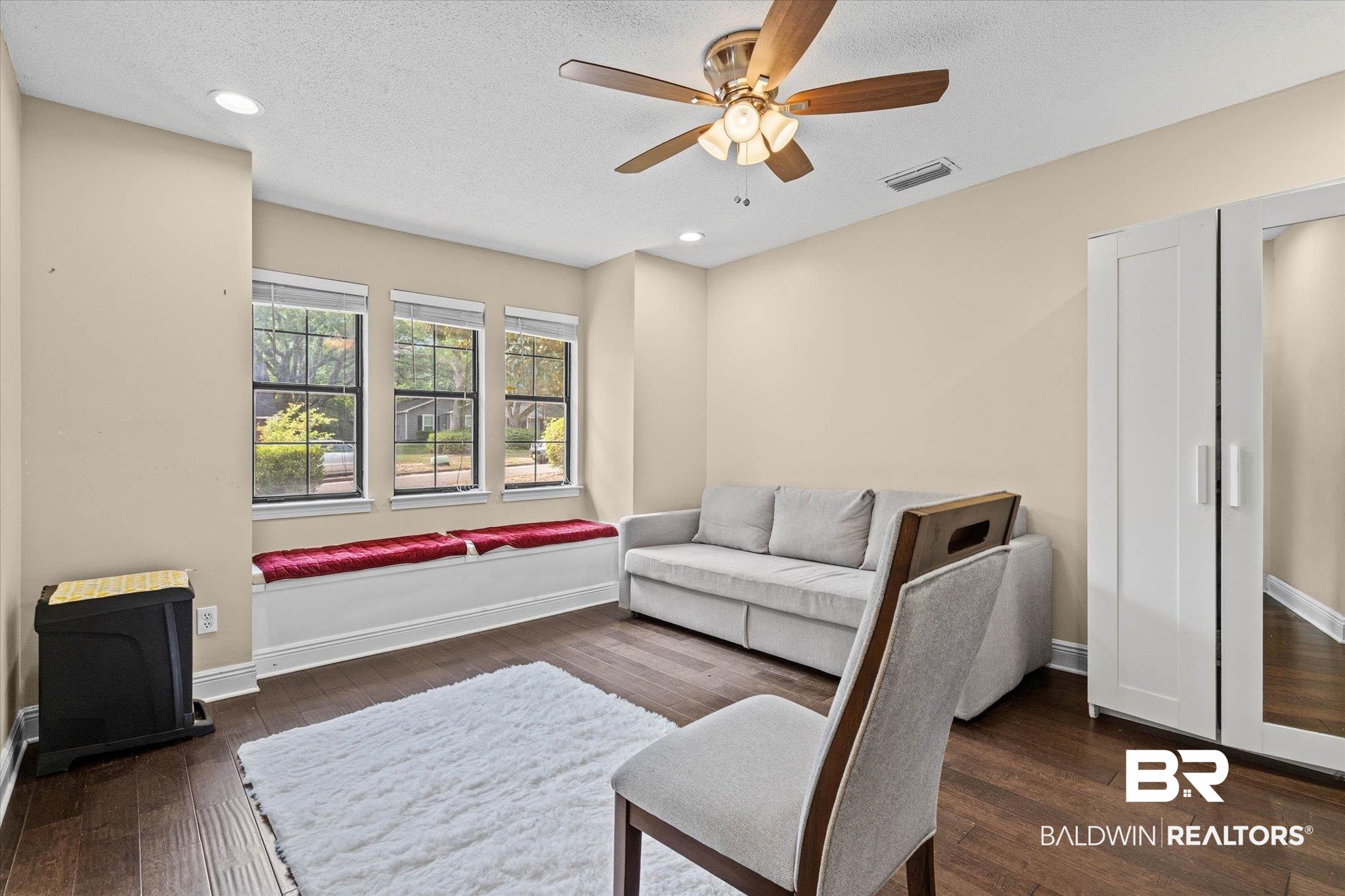 1361 Dellwyn Court