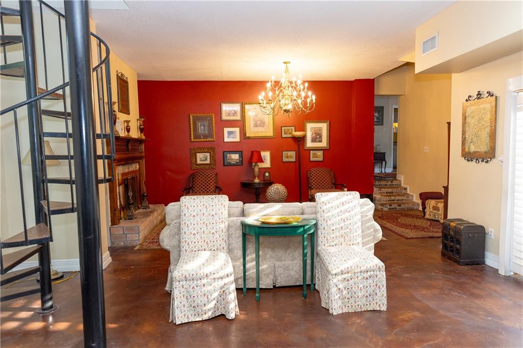 9226 Lake Woods Drive