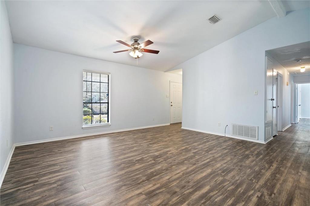 5828 Hanging Moss Court