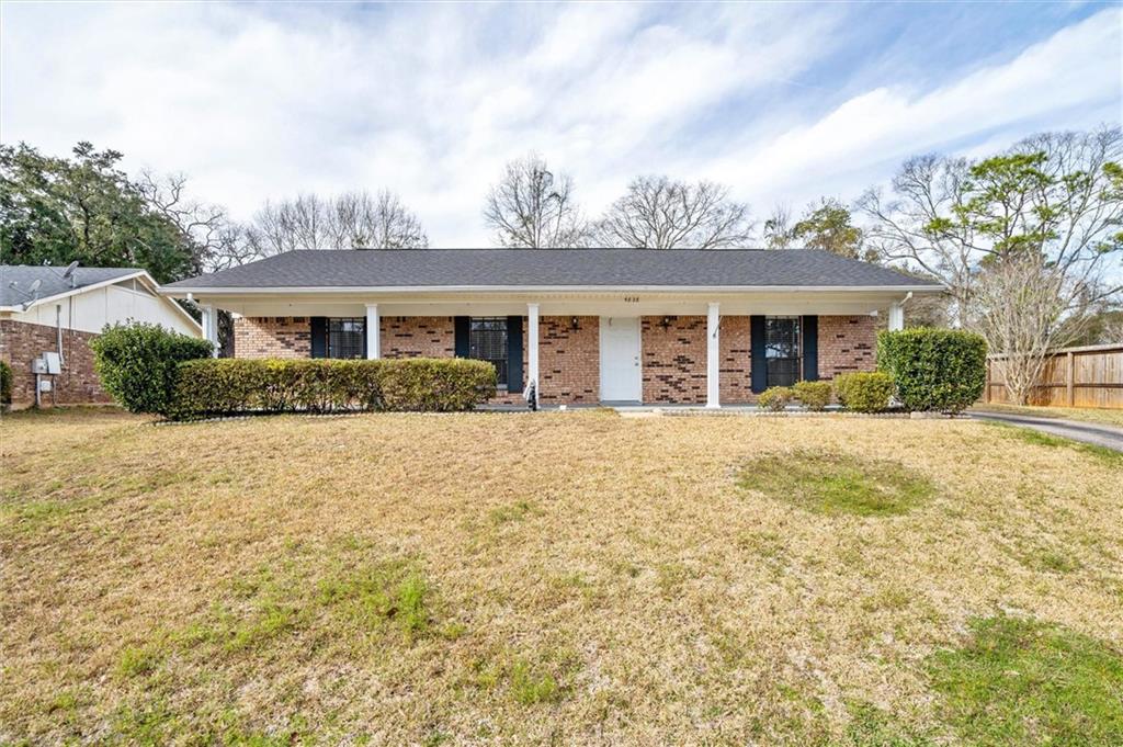 5828 Hanging Moss Court