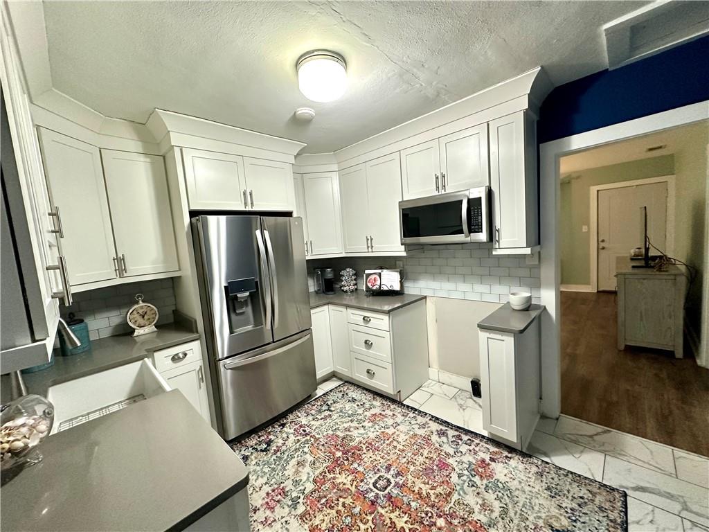 35 Lafayette Street S