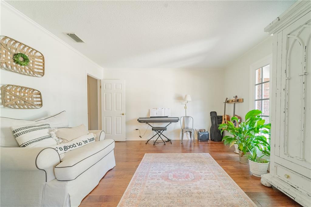 1644 Sugar Creek Drive W