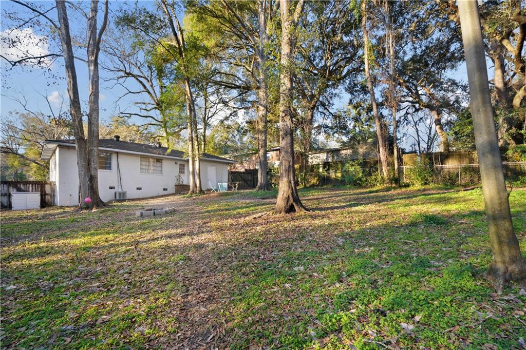 1200 Oak Lane Drive
