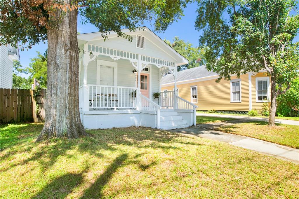 1006 Texas Street