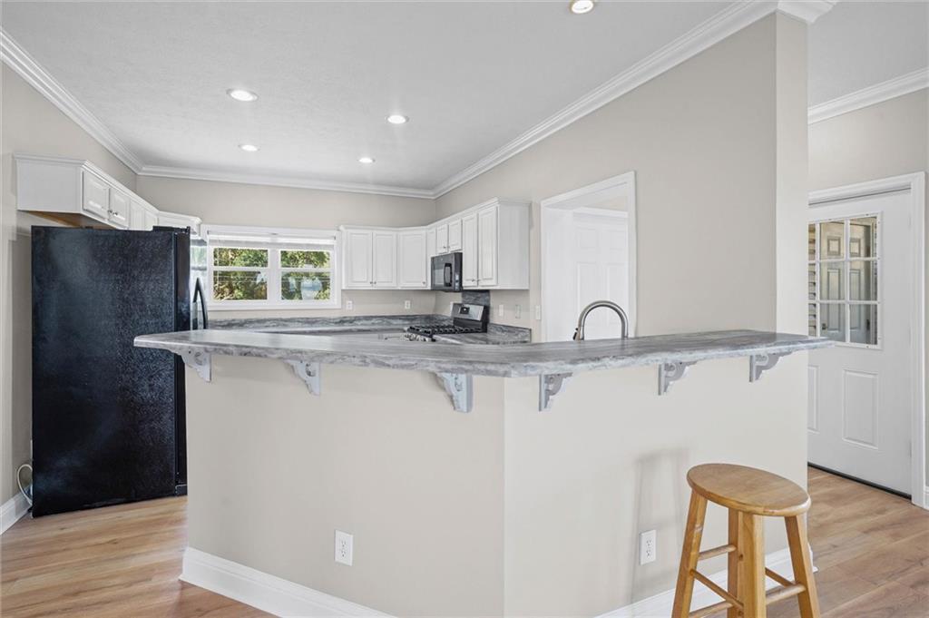 3917 Bay Front Road