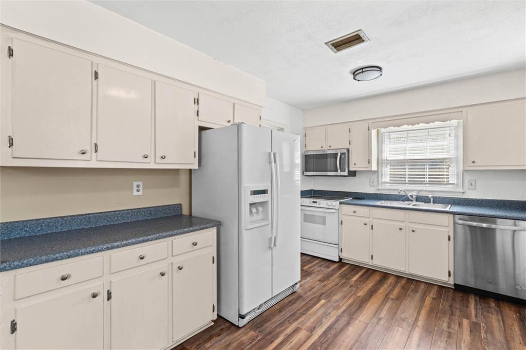 3400 Sherringham Drive