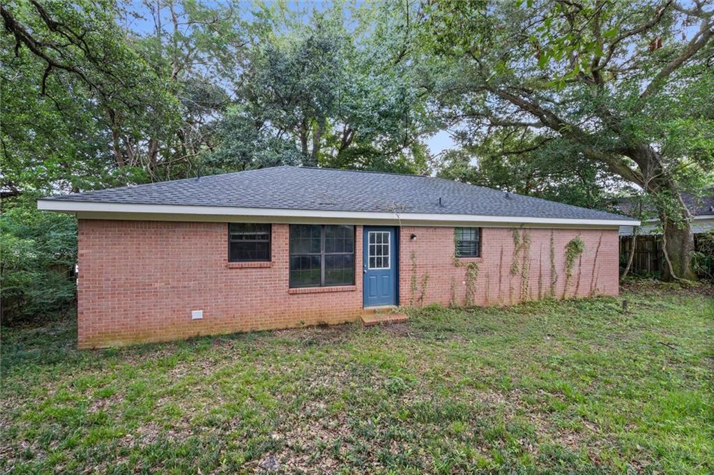 1469 Mamie Drive