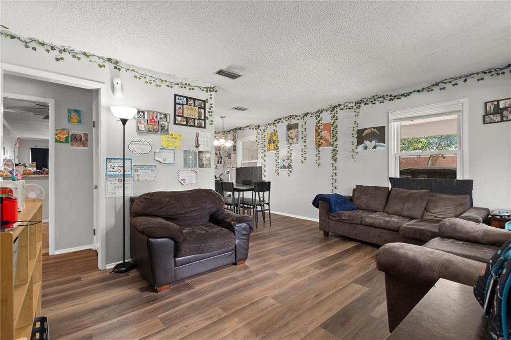 1465 Mamie Drive