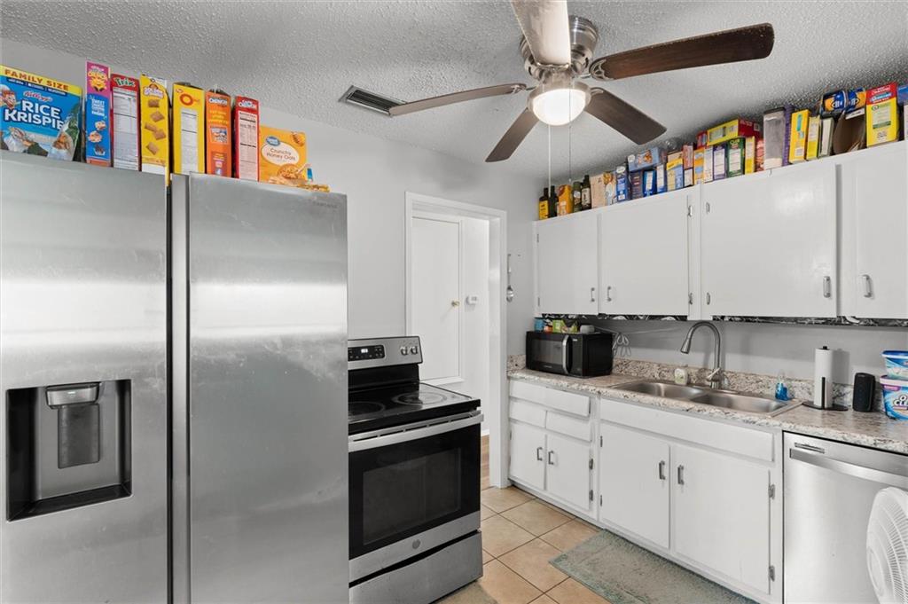 1465 Mamie Drive