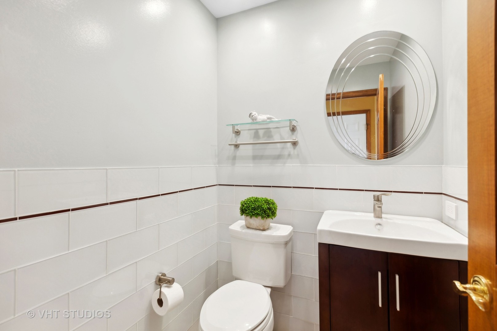 929 E Rosewood Avenue