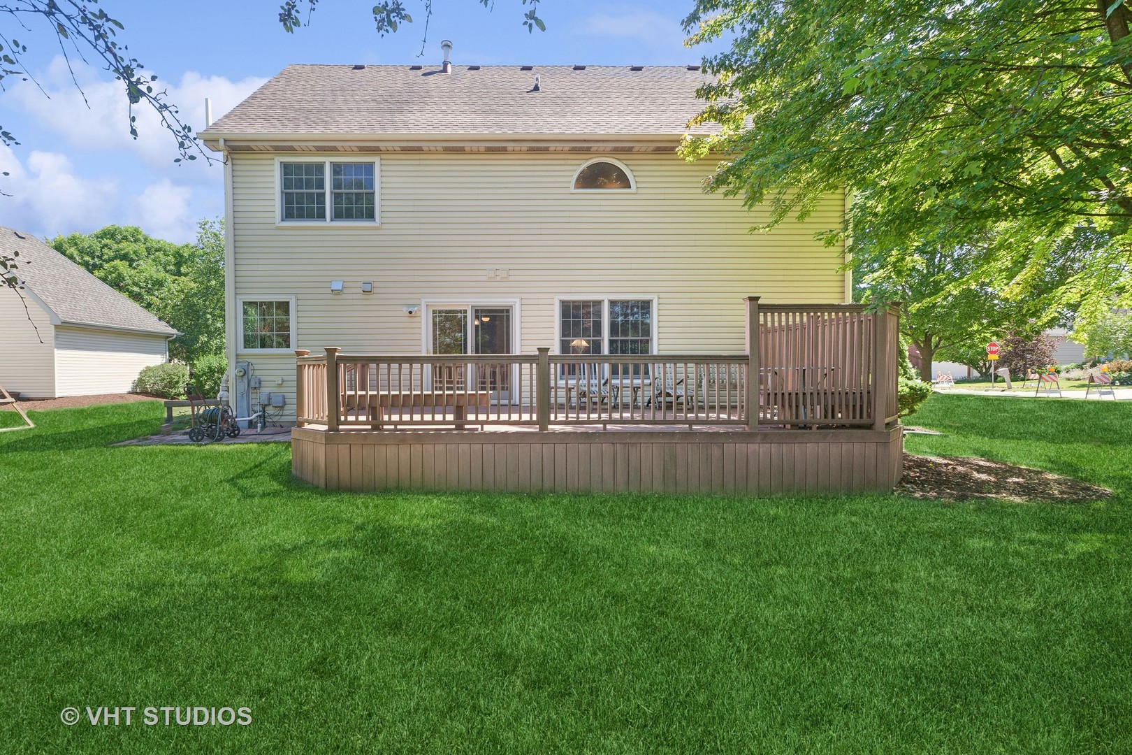 929 E Rosewood Avenue