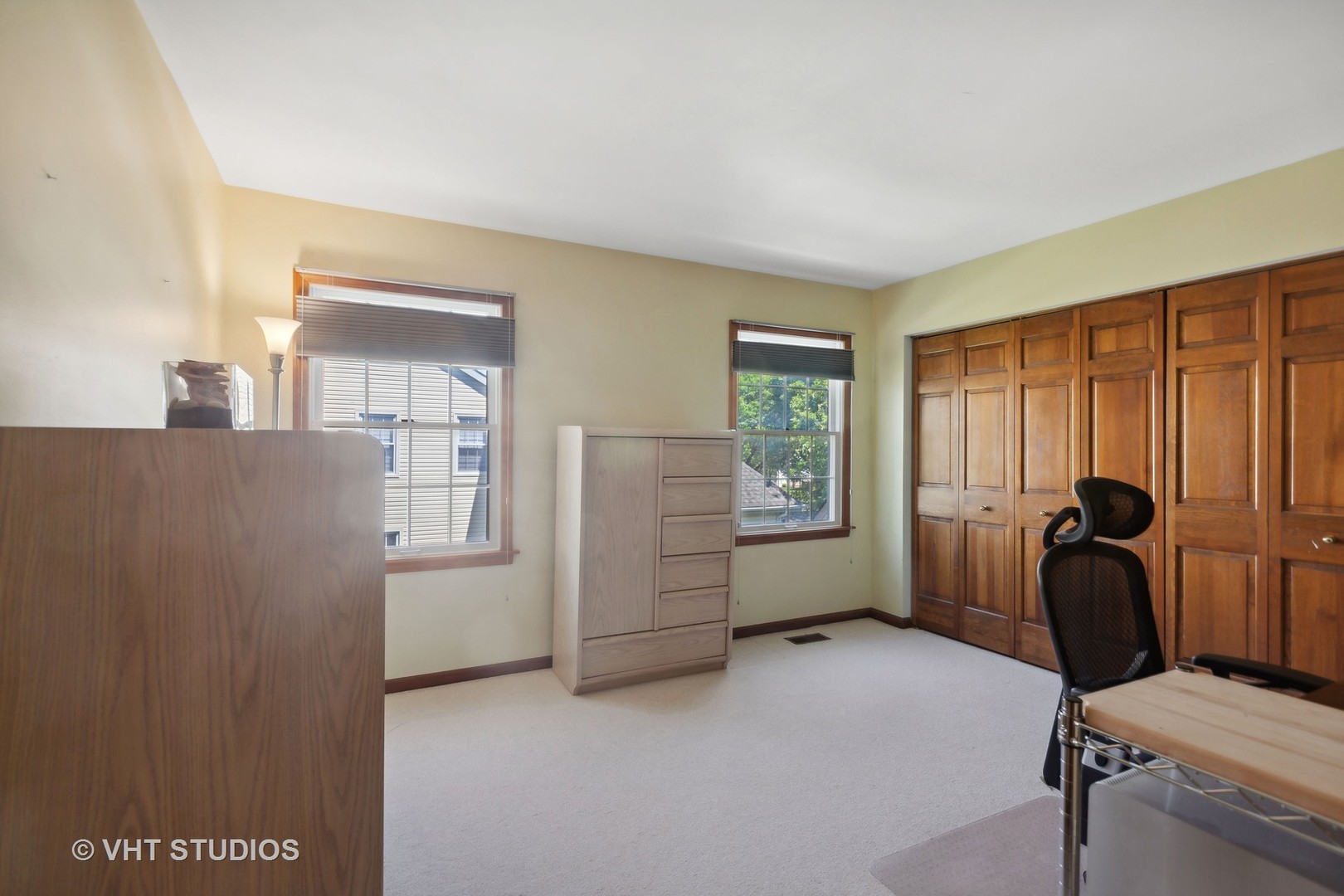 929 E Rosewood Avenue