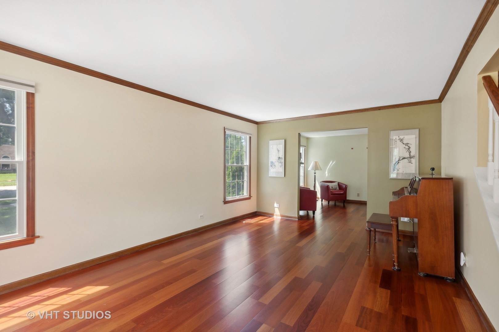 929 E Rosewood Avenue