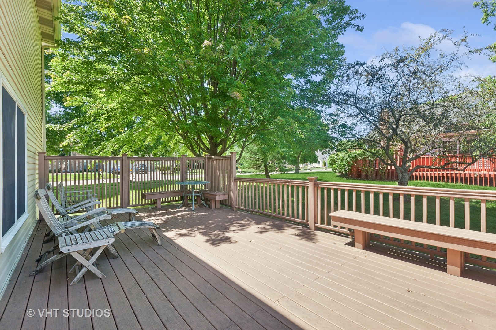 929 E Rosewood Avenue