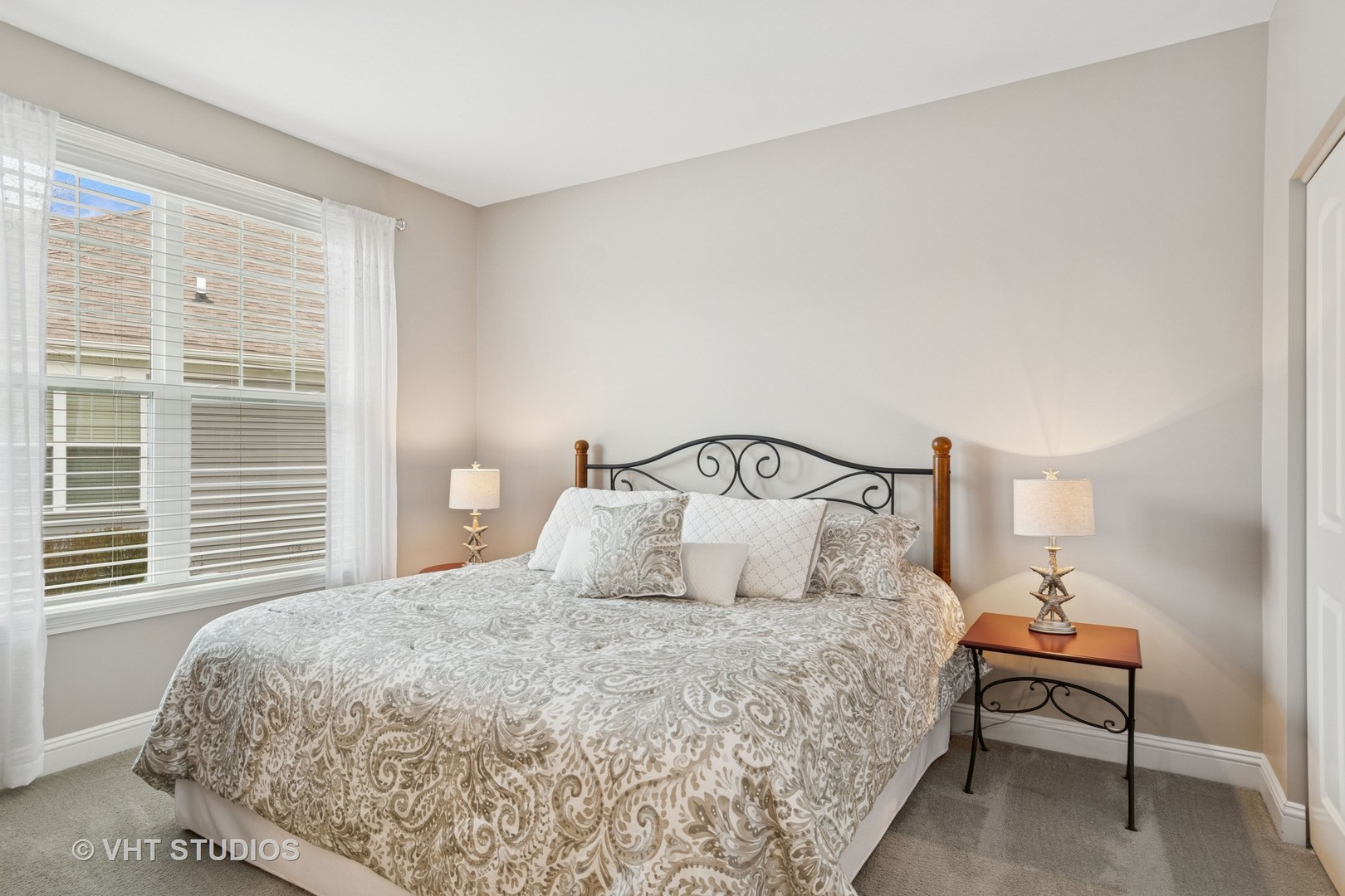 3635 Chesapeake Lane