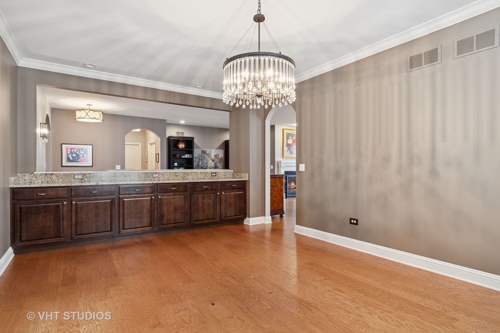 3635 Chesapeake Lane