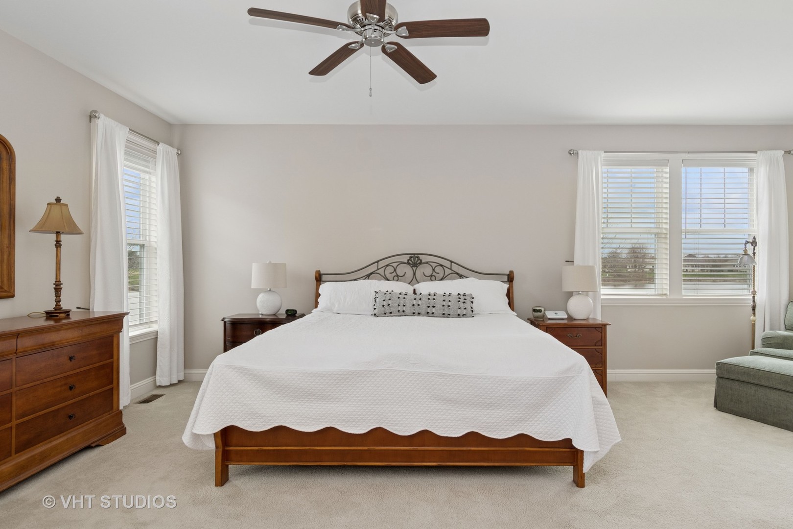 3635 Chesapeake Lane