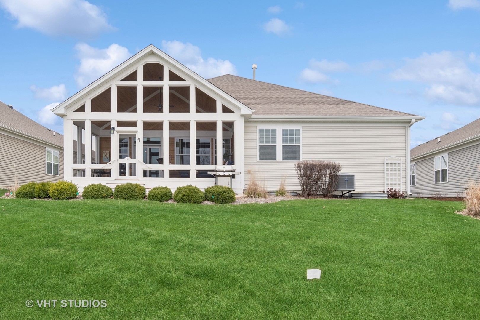 3635 Chesapeake Lane