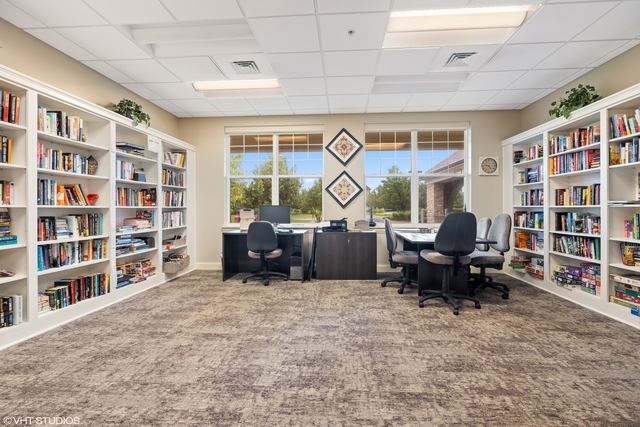 3635 Chesapeake Lane