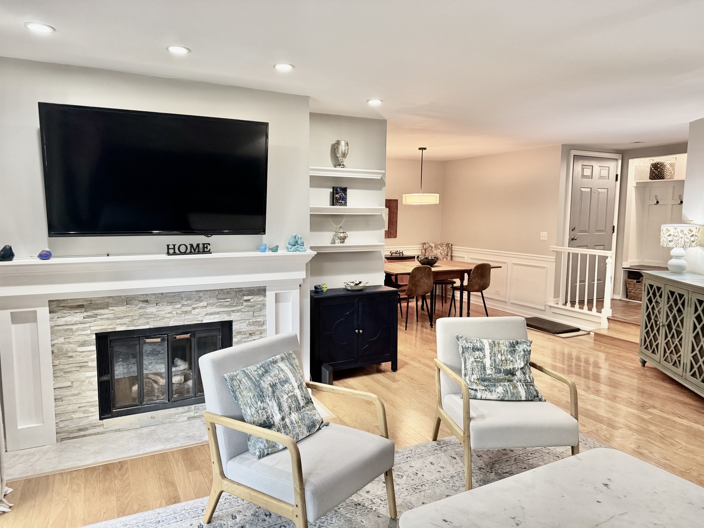 630 Zaininger Avenue Unit: D