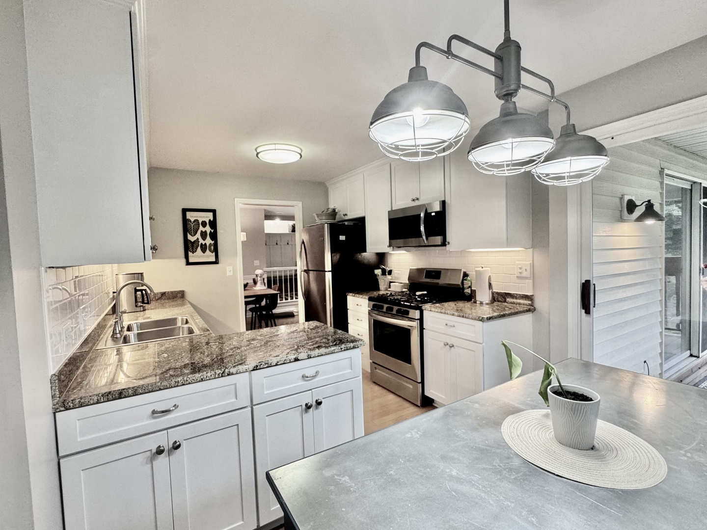 630 Zaininger Avenue Unit: D