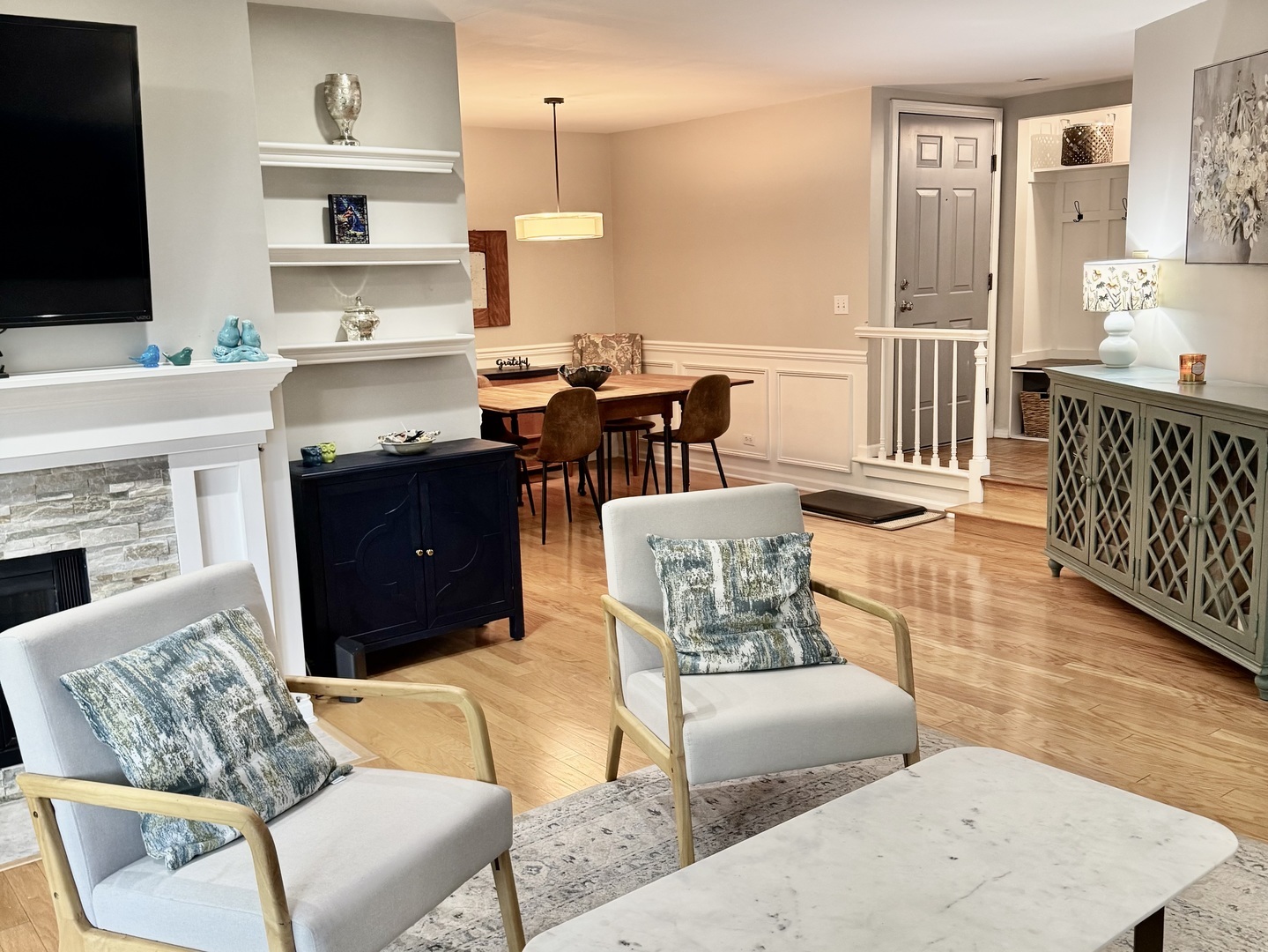 630 Zaininger Avenue Unit: D