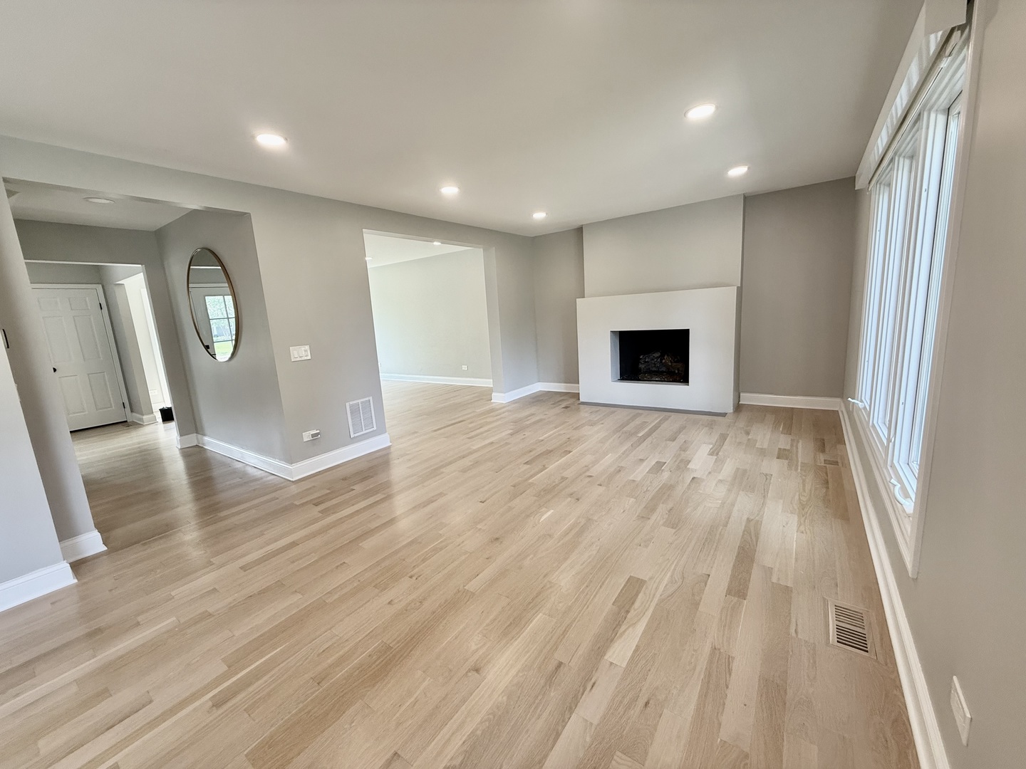 1019 Thunderbird Lane